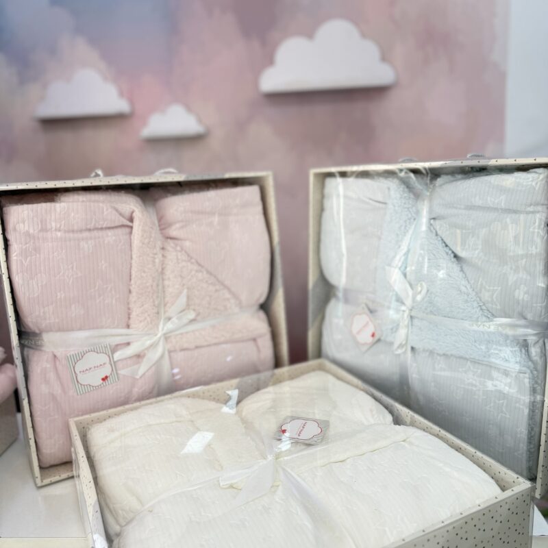 Couverture Etoiles micky NAF NAF – 110x140cm – NAF NAF